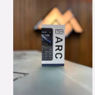 گوشی موبایل تی سی اچ مدل ARC دو سیمکارت