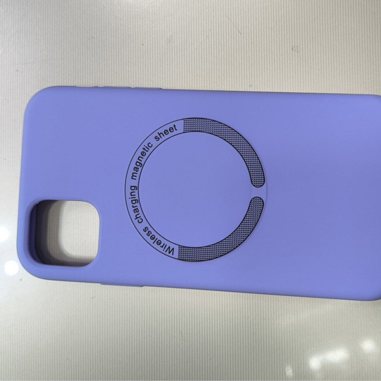 گارد سیلیکونی مگ سیف دار iphone 11 نرمال