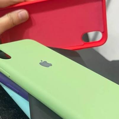 گارد سیلیکونی آیفون xs